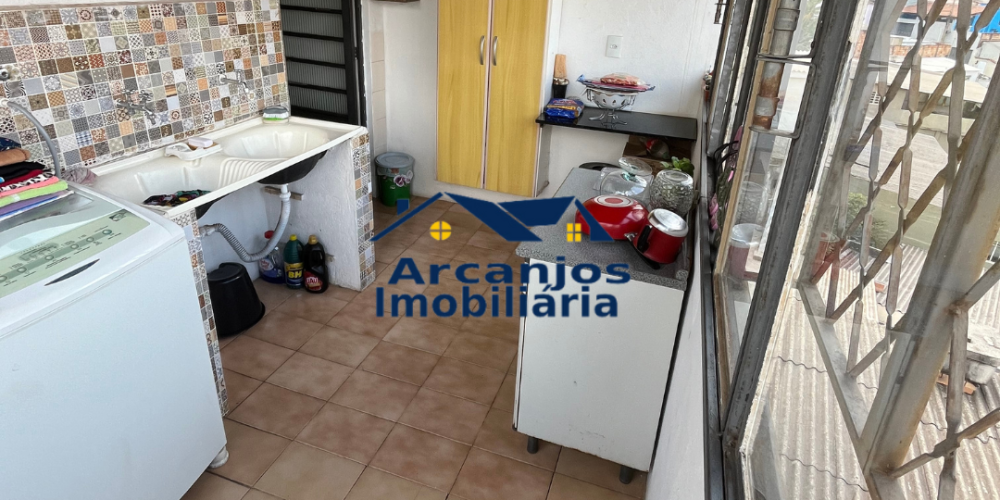 Imóvel à venda com 2 Casas Grandes e Independentes no Bairro Industrial – ContagemM (12)